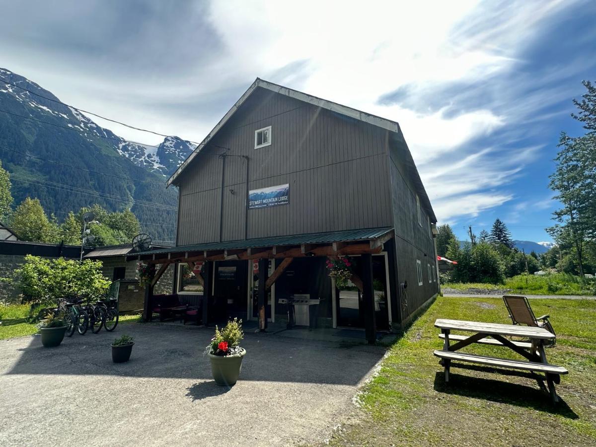 Stewart Mountain Lodge エクステリア 写真